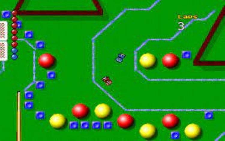 Gameplay screen of Micro Machines (2/8)