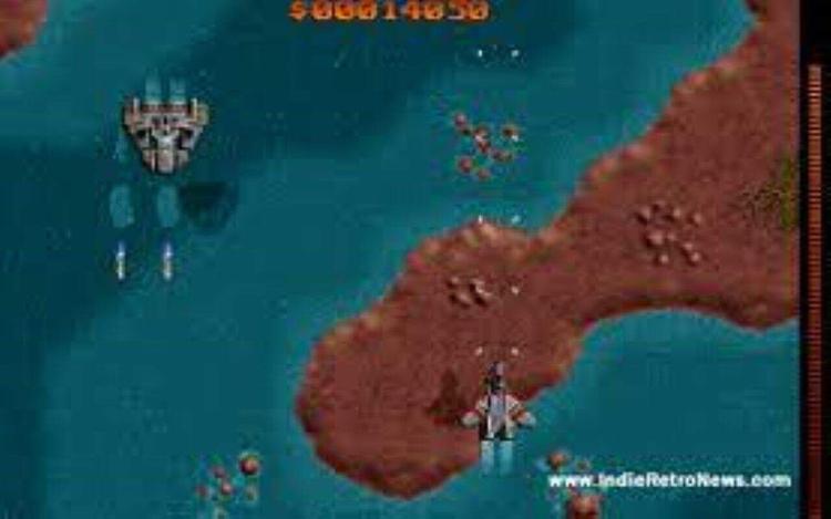 Gameplay screen of Raptor: Call of the Shadows (2/8)