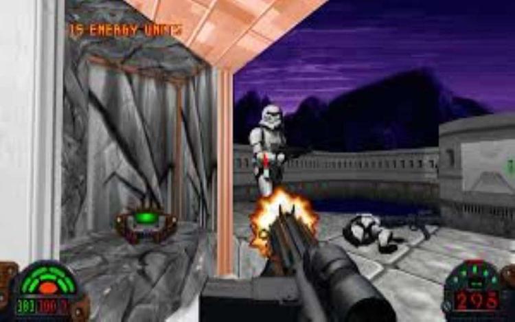 Gameplay screen of Star Wars: Dark Forces (1/8)