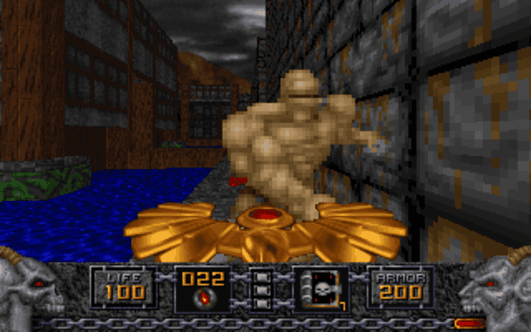 Gameplay screen of Heretic (1/8)
