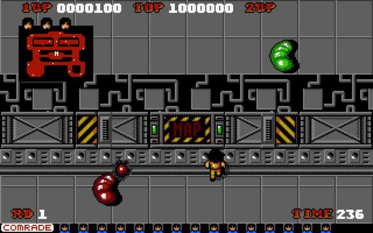 Gameplay screen of Alien Syndrome (8/8)