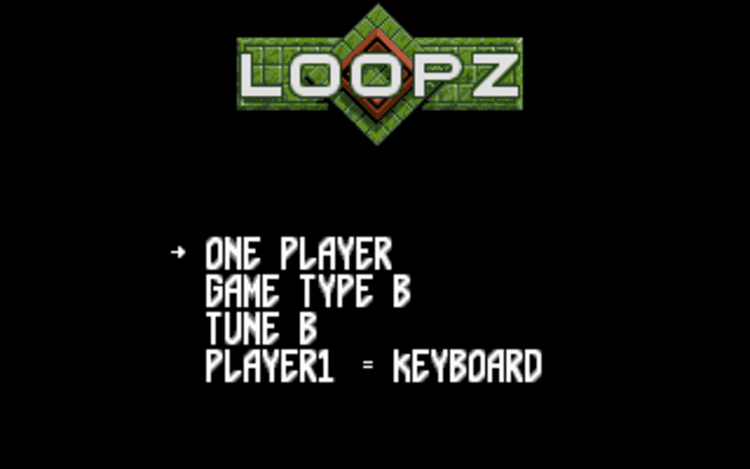 Gameplay screen of Loopz (4/4)